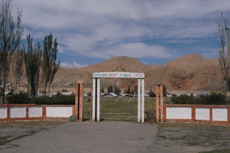Naryn - City - River - District