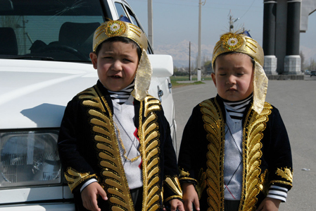 Kyrgyzstan - Traditional fashion costume